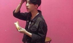 网红帅哥吃瓜图片头像真人,网红帅哥化身神秘吃瓜客，真人生动还原网络头像