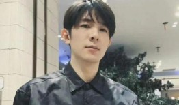 郑源爆料他爸是谁视频播放