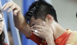 武大靖爆料真假对比视频,真假视频对比背后的真相