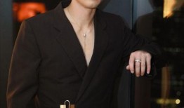 明星前任爆料网友视频,明星感情纠葛内幕大揭秘！”