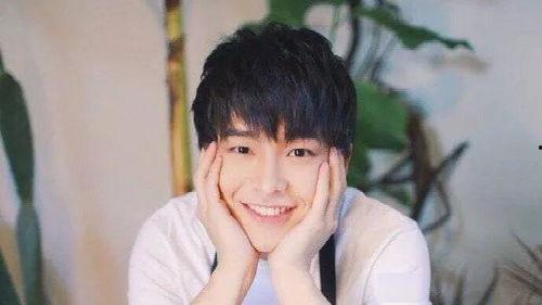 娱乐吃瓜君彭昱畅